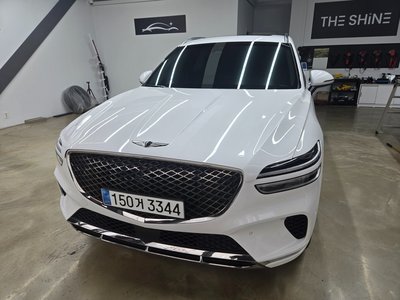 صورة 1 لـ 2021 Genesis GV70
