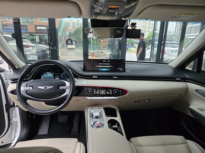 صورة مصغرة 13 لـ 2021 Genesis GV70