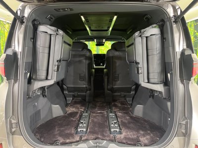 TOYOTA VELLFIRE - 10