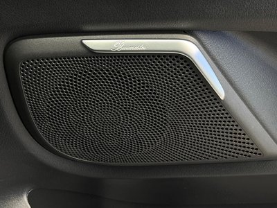 2023 Mercedes-BENZ V-CLASS photo 6