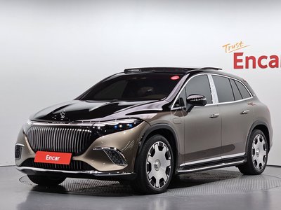 MERCEDES-BENZ EQS SUV