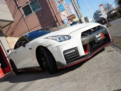 NISSAN GT-R - 7