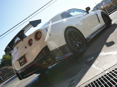 NISSAN GT-R - 6