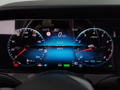 MERCEDES-BENZ E-CLASS - 8