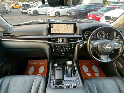 LEXUS LX - 8