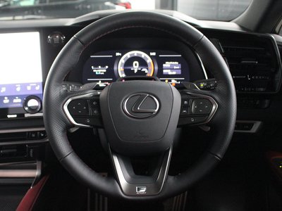 2026 Lexus RX — миниатюра 17
