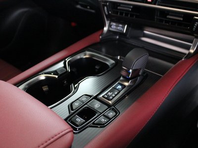2026 Lexus RX — миниатюра 14