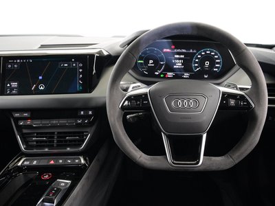 AUDI E-TRON GT QUATTRO - 2