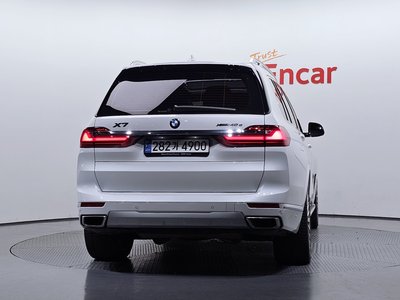 BMW X7 - 4