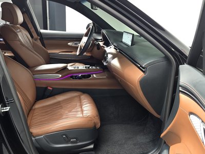 2023 Genesis GV70 — миниатюра 16