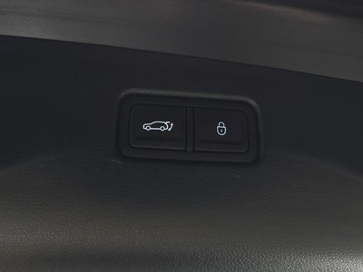 2023 Genesis GV70 — миниатюра 22