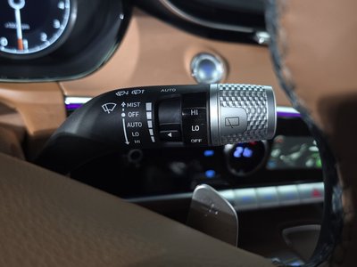 2023 Genesis GV70 — миниатюра 25