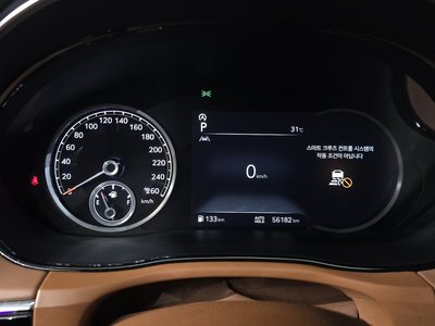 2023 Genesis GV70 — миниатюра 11