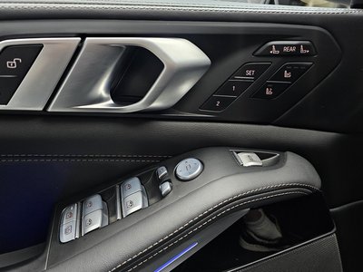 2023 BMW X7 — миниатюра 29