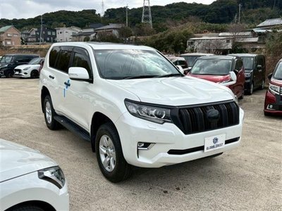 TOYOTA LAND CRUISER PRADO - 8