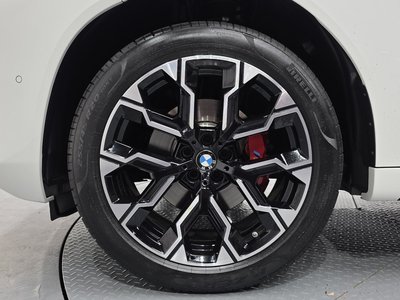 صورة 6 لـ 2025 BMW X3