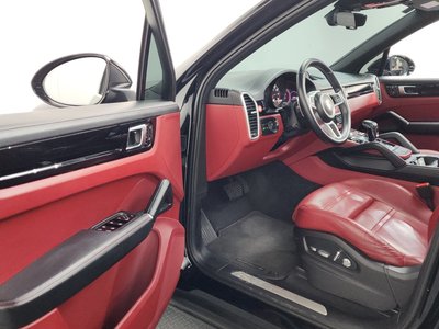 PORSCHE CAYENNE - 10