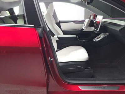 2025 Tesla MODEL Y 缩略图 16