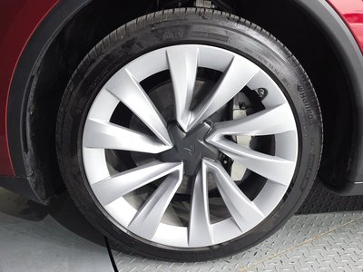 2025 Tesla MODEL Y photo 6