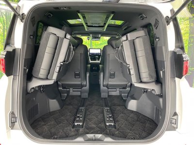 2024 Toyota ALPHARD thumbnail 13