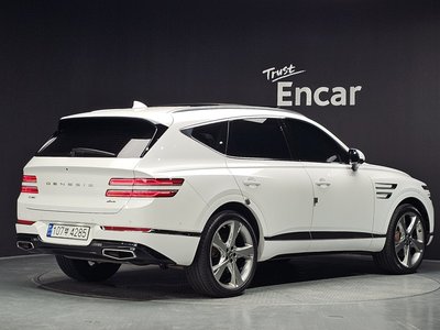 صورة 3 لـ 2023 Genesis GV80