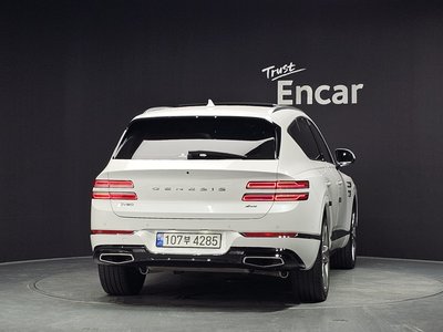 صورة 4 لـ 2023 Genesis GV80