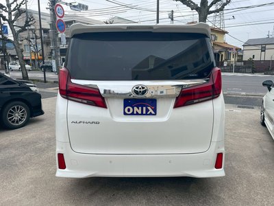 TOYOTA ALPHARD - 8