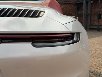 2019 Porsche 911 — миниатюра 19