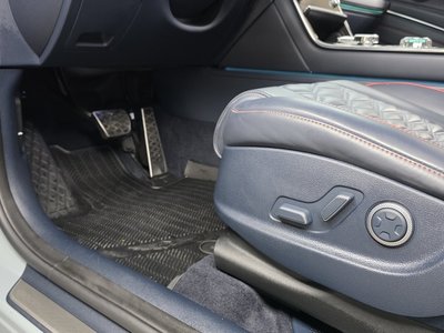 2024 Genesis GV80 COUPE thumbnail 34