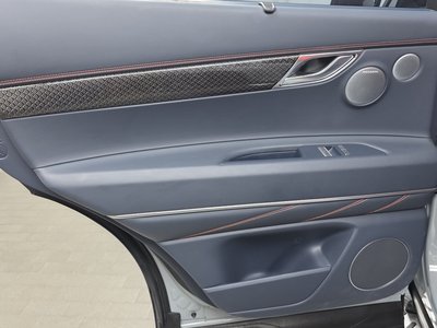 2024 Genesis GV80 COUPE thumbnail 15