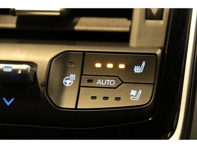 2023 Toyota LAND CRUISER 300 — миниатюра 39