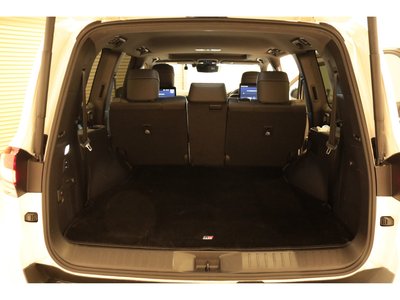 2023 Toyota LAND CRUISER 300 — миниатюра 28