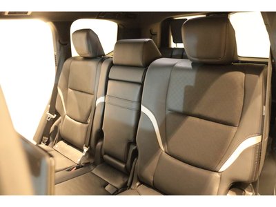 2023 Toyota LAND CRUISER 300 — миниатюра 21