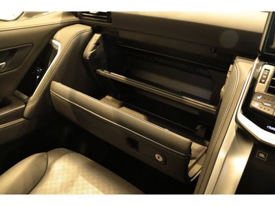 2023 Toyota LAND CRUISER 300 — миниатюра 48