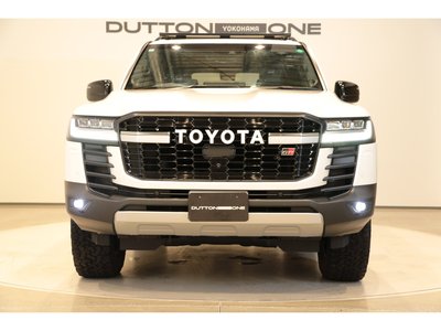 TOYOTA LAND CRUISER 300 - 4