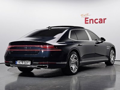 صورة 3 لـ 2022 Genesis G90 (RS4)