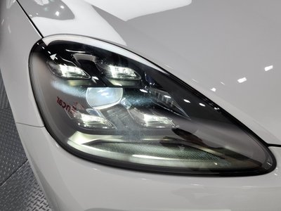PORSCHE CAYENNE - 9