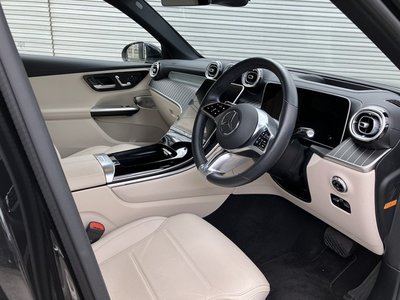 MERCEDES-BENZ GLC - 10