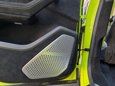 2024 Lamborghini URUS thumbnail 36