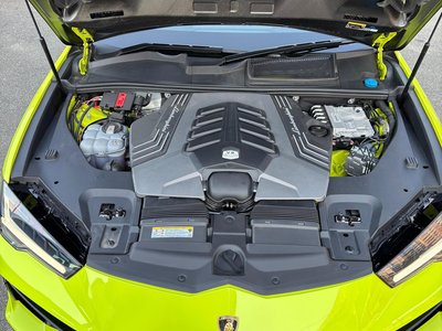 2024 Lamborghini URUS thumbnail 40