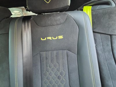 2024 Lamborghini URUS thumbnail 35