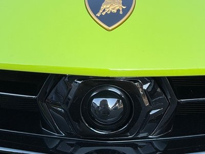 2024 Lamborghini URUS thumbnail 13