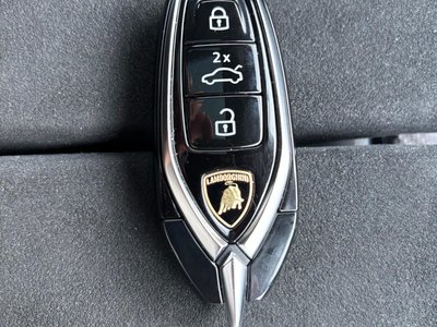 2024 Lamborghini URUS thumbnail 46