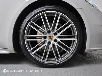 PORSCHE PANAMERA - 6