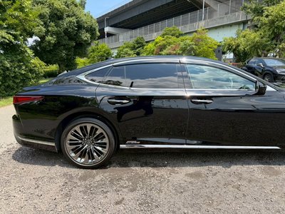 2021 Lexus LS — миниатюра 20