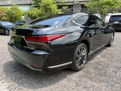2021 Lexus LS — миниатюра 25