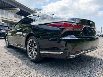 2021 Lexus LS — миниатюра 31