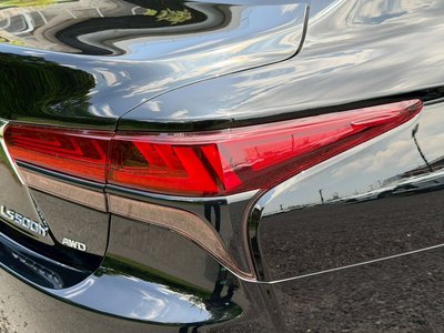 2021 Lexus LS — миниатюра 24
