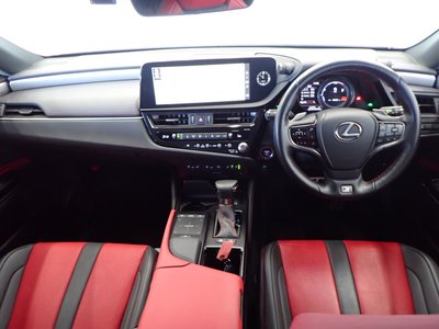 صورة مصغرة 13 لـ 2022 Lexus ES