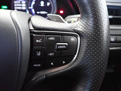 صورة مصغرة 39 لـ 2022 Lexus ES